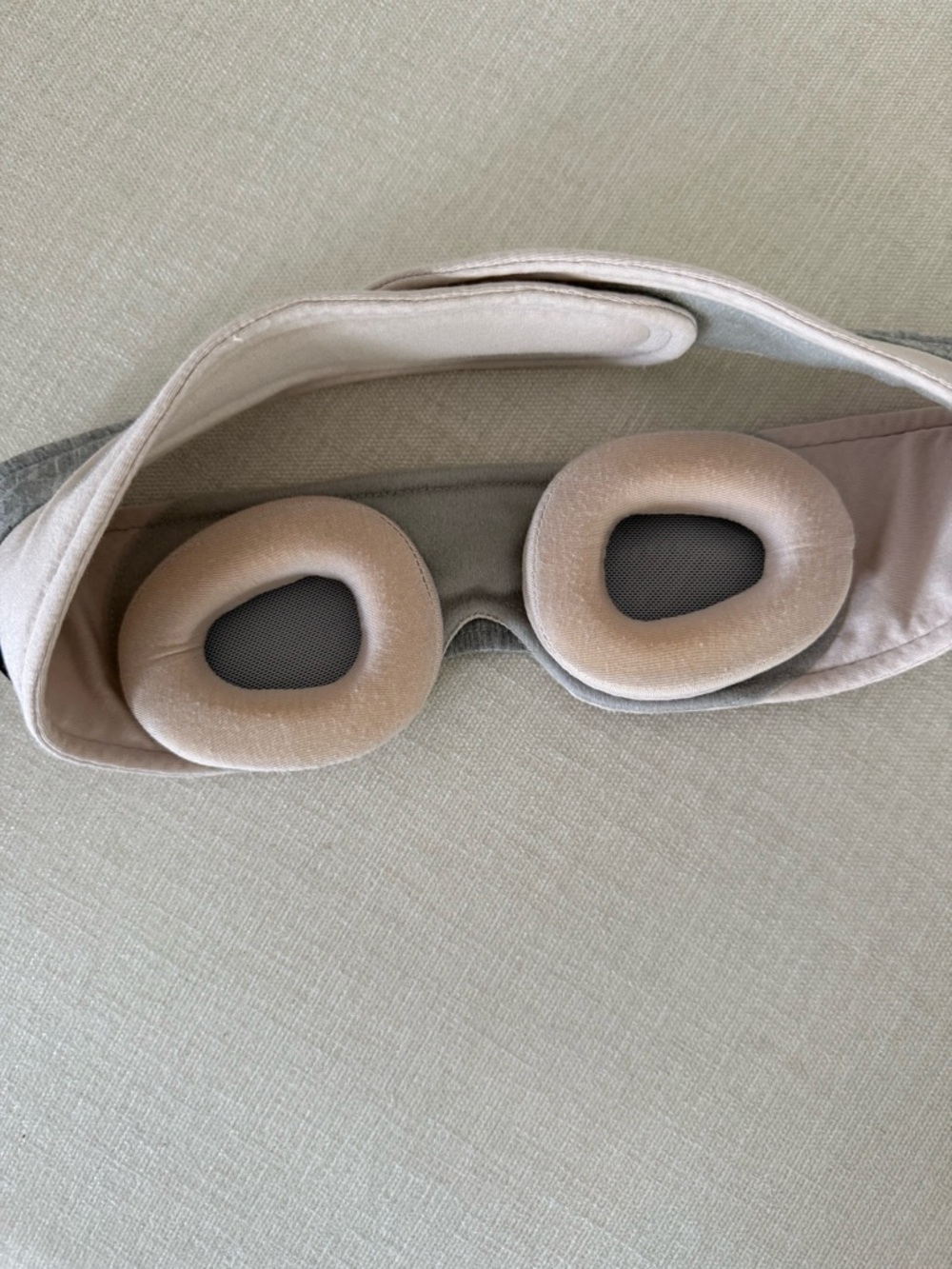 TRTL Glimpse Sleep Mask